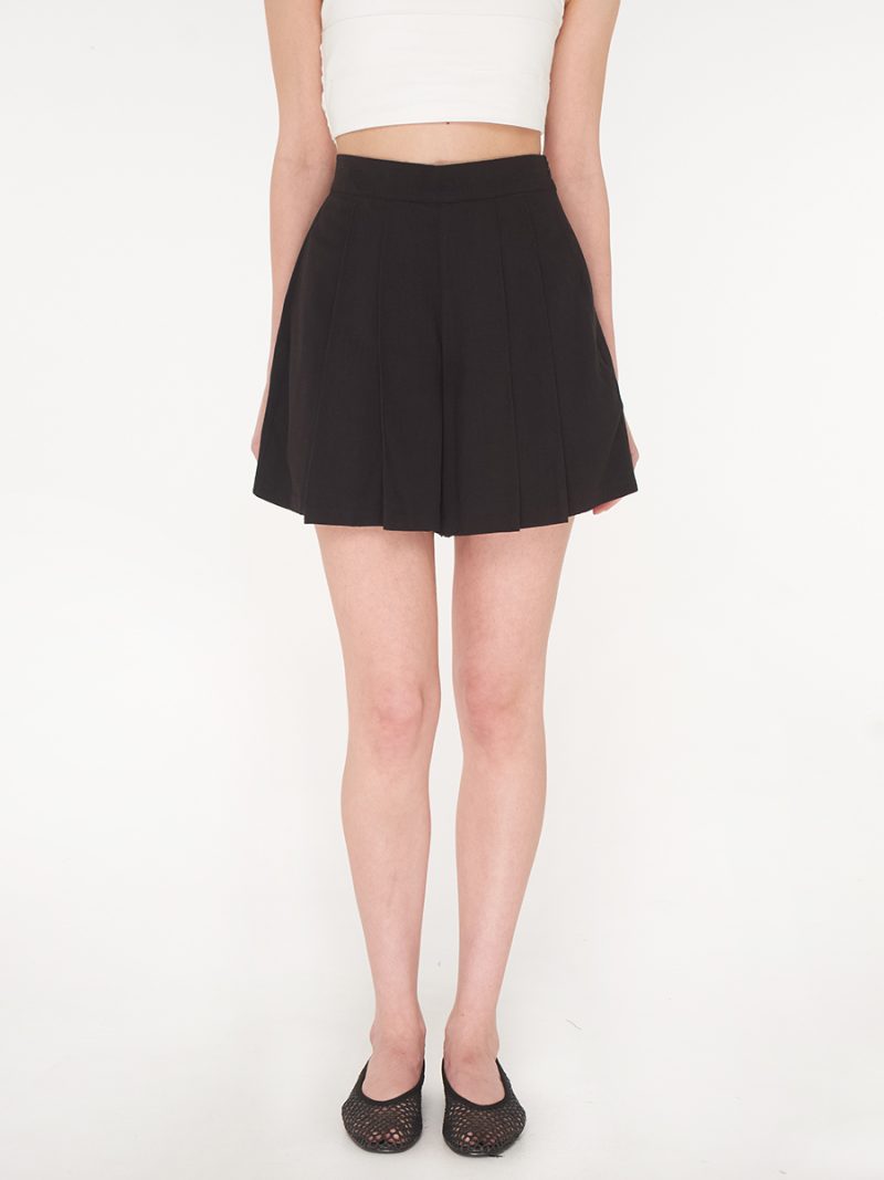 Kyra Short Black
