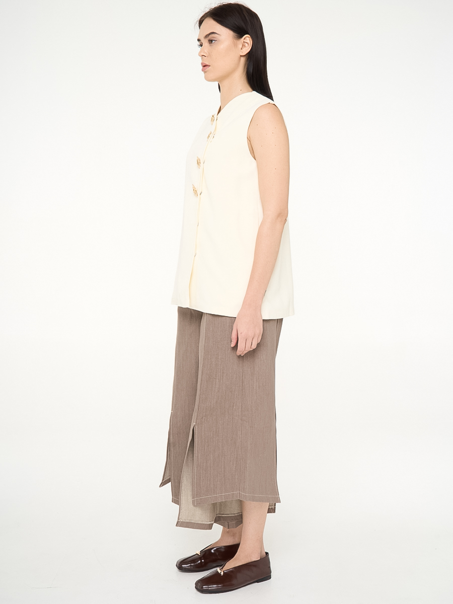 Sleeveless Button Vest - Image 3