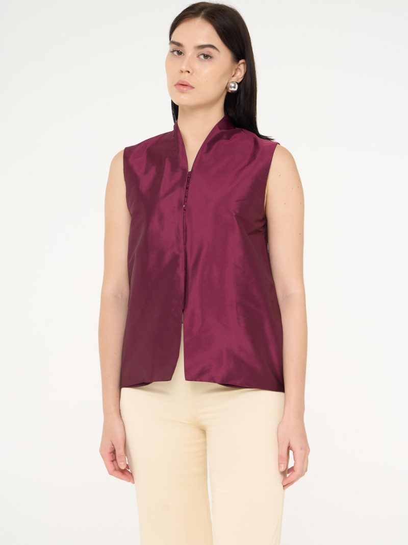 Sleeveless Collared Vest Berry