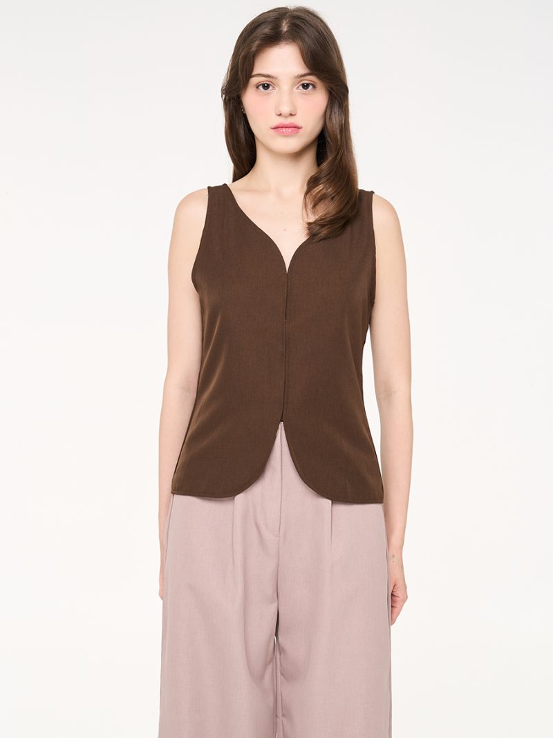 Leon Vest Brown