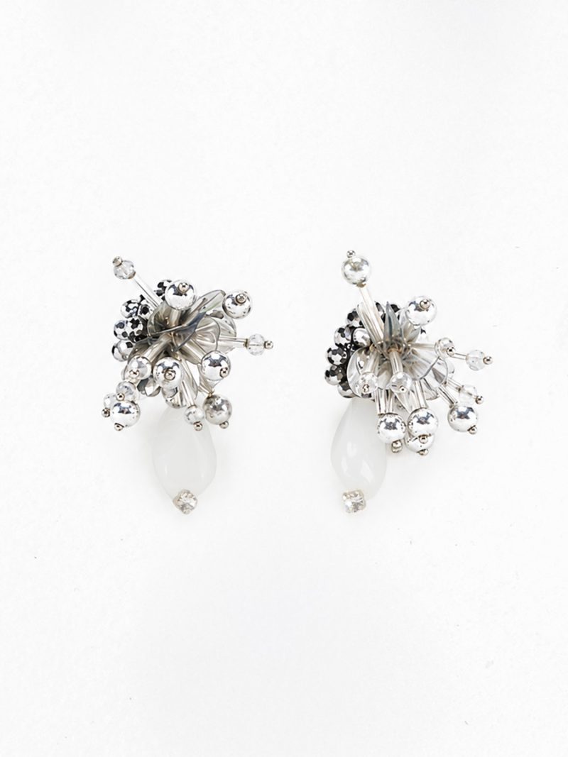 Carver Earstud