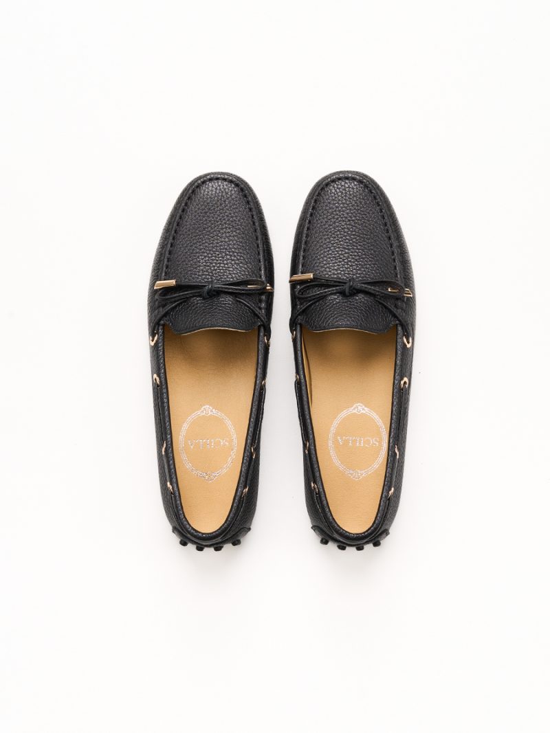 Moccasin Black Grained