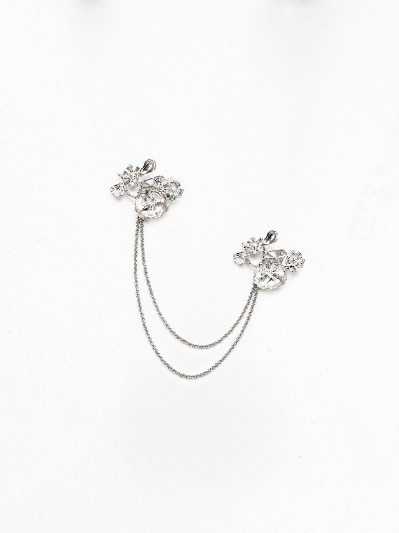 Usaki Brooch Silver