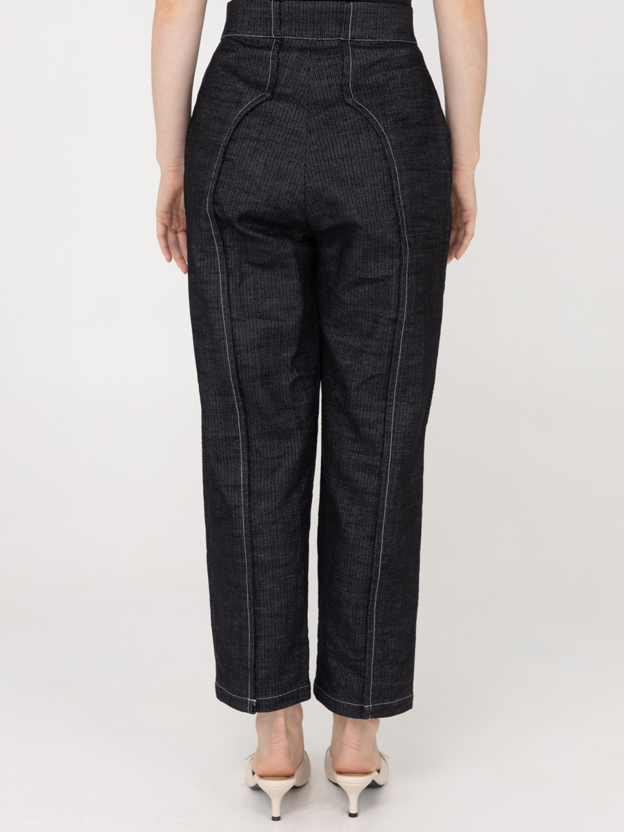 Knee-Slit Jeans - Image 3
