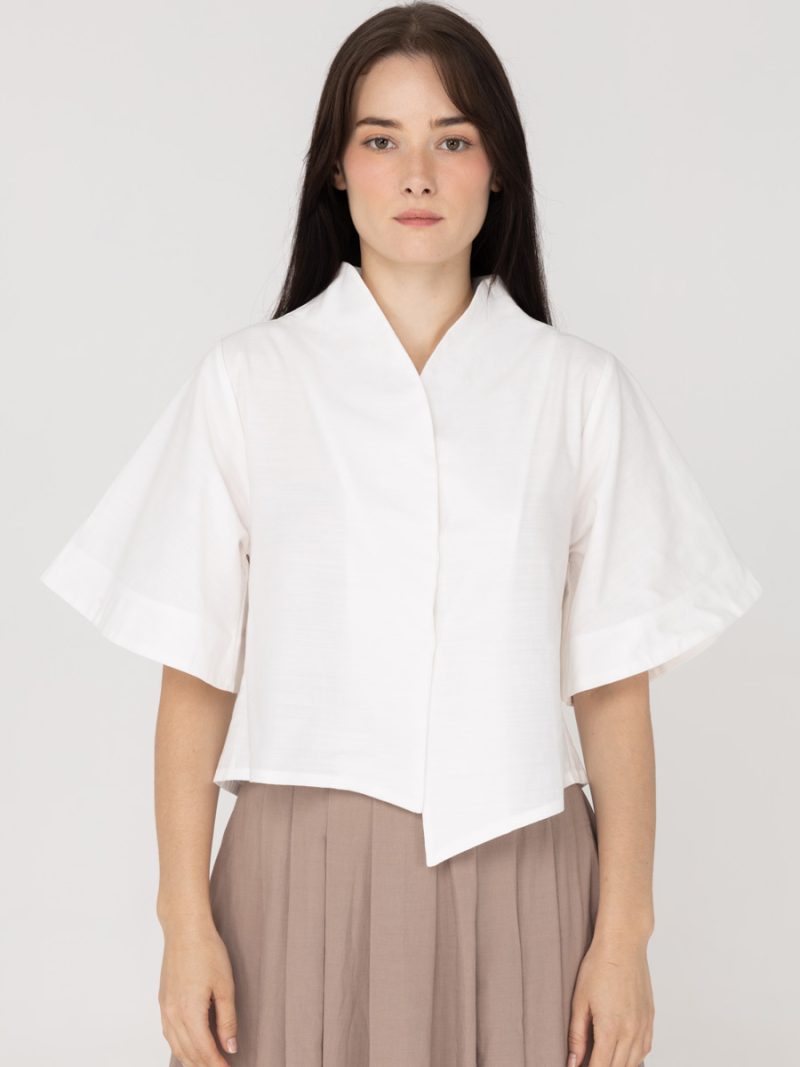 Noira Top Off White