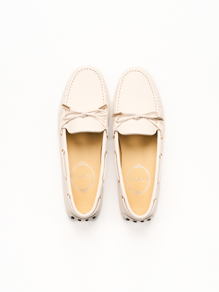 Moccasin Whipped Cream