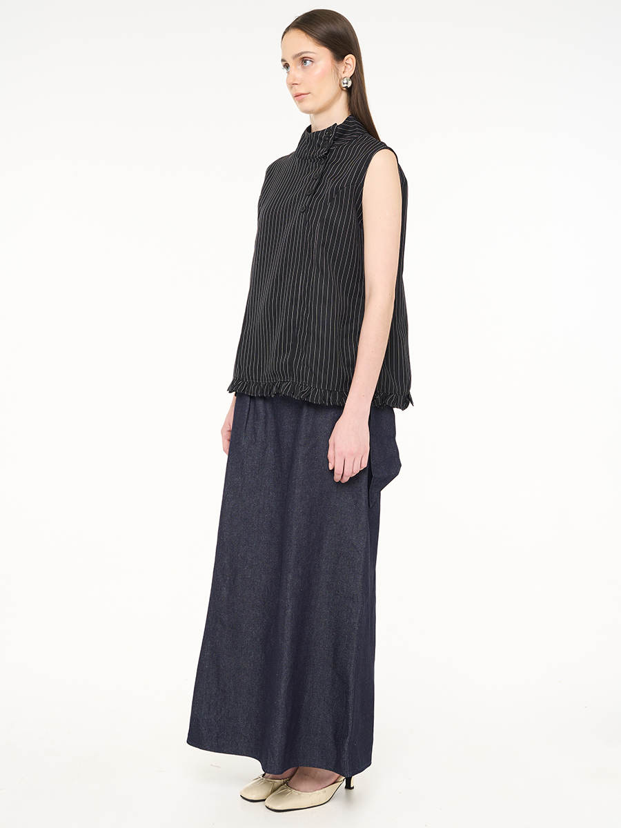 Caela Sleeveless Top Black Stripes - Image 3